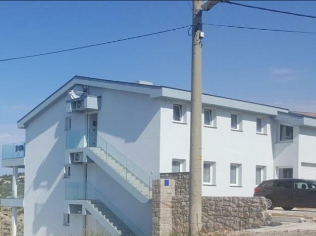 策萨利卡Mayana公寓 外观 照片